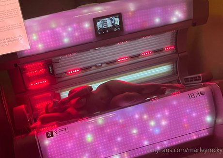 marleyrocky art model pic