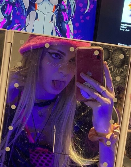 Laced Up Lace erotic pornstar galleries