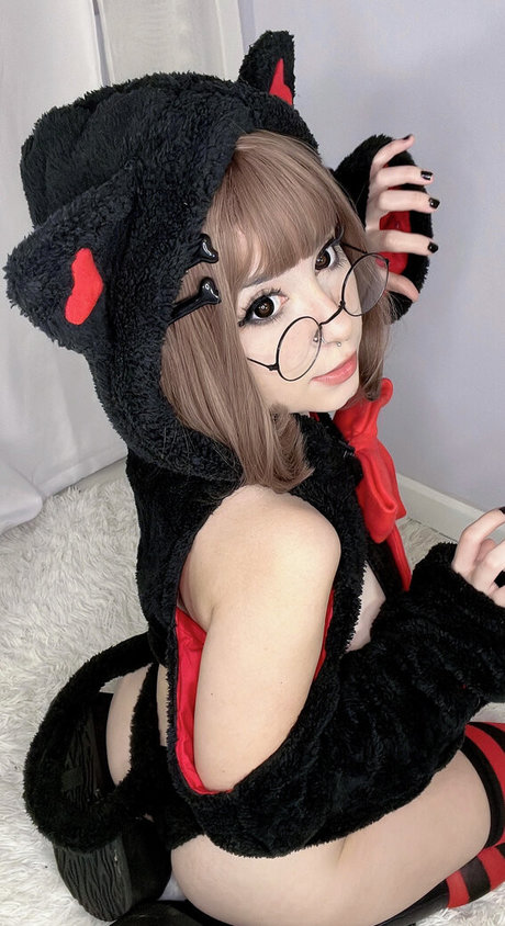 Feyrechan nude actress pictures