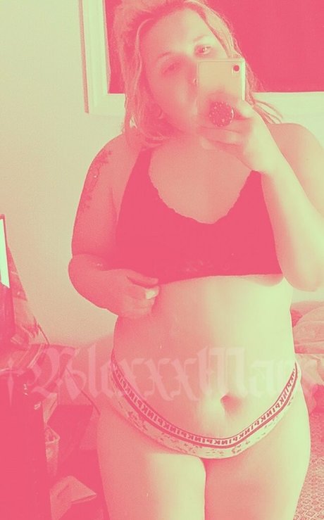 two onlyfans nude image