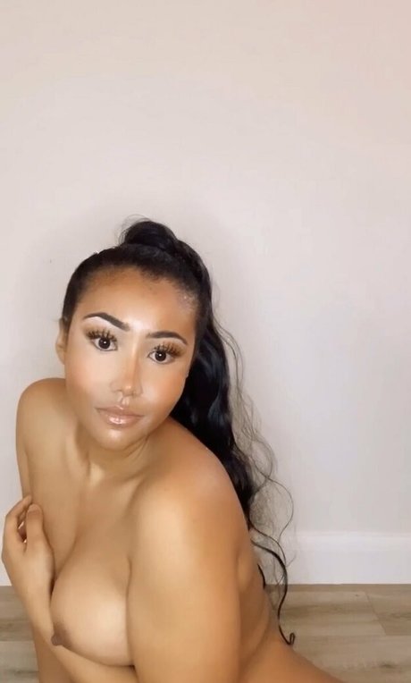 coco cooper sexy actress pic