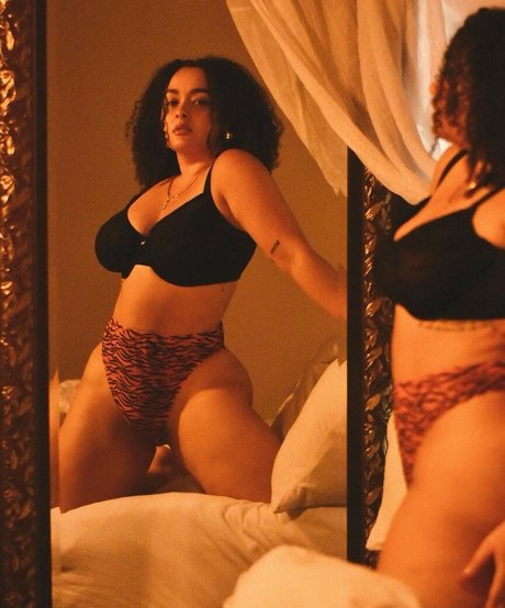 pregnant asian onlyfans erotic pictures