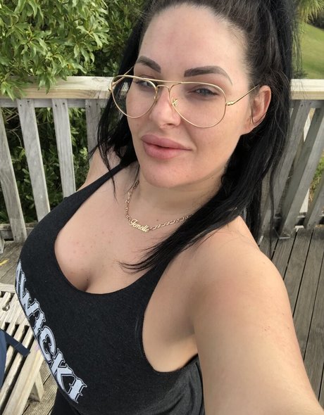 amandadivine model hot pic