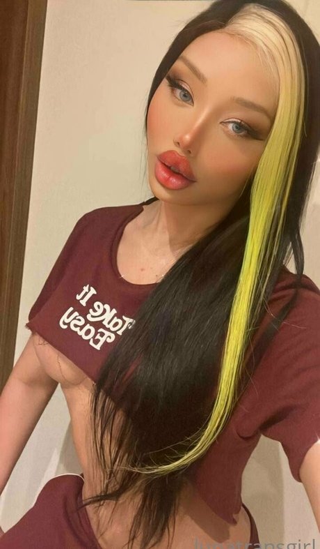 lunatransgirl model beautiful archive