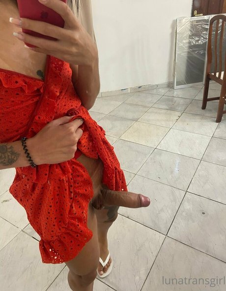 lunatransgirl art model images