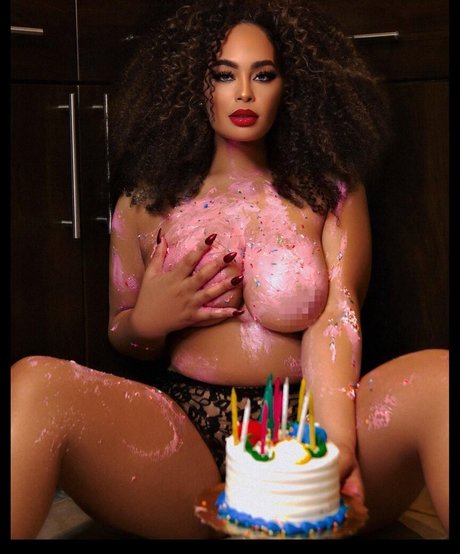 Lovesirensong exclusive model galleries