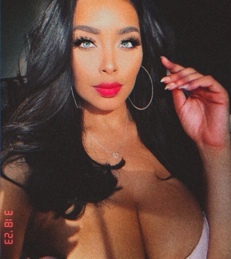 Lovesirensong pornstar naked images