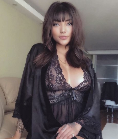 Cassie Vanity star nudes pics