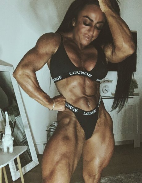 hairy pregnant onlyfans hot naked pics