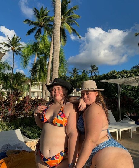 LuciaMaison star hd photo