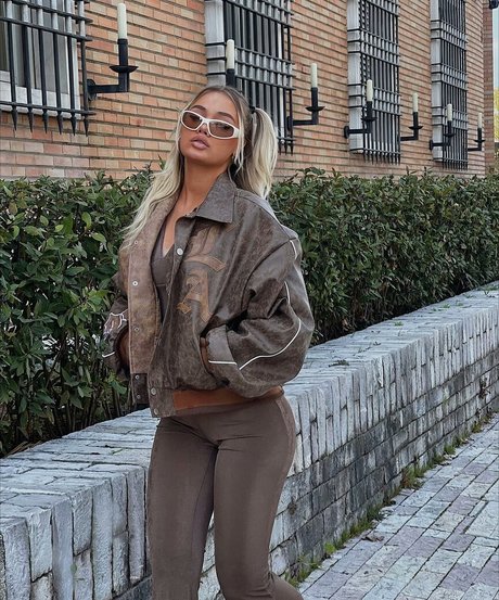 big booty black girls onlyfans adult picture