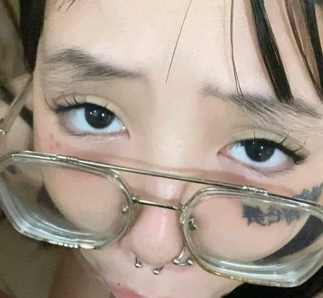 licking pussy onlyfans naked photos