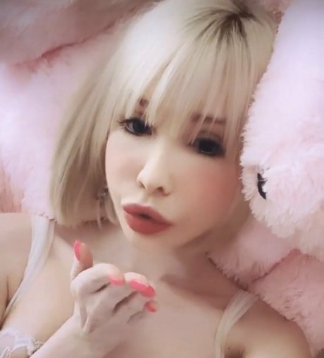 sarinavalentina nude pornstar gallery