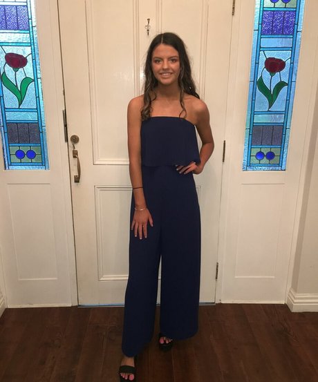 blowjob brunette onlyfans porno images