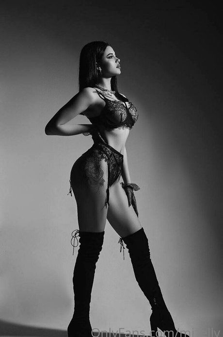 squirt teen onlyfans art nude gallery