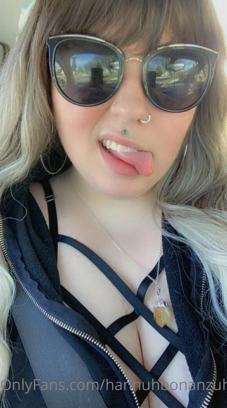 hannuhbonanzuh sexy actress pic