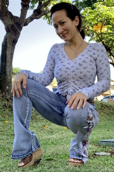 asian cheerleader onlyfans art naked photo