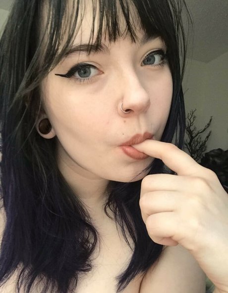 beelzebubsuwu star exclusive pics