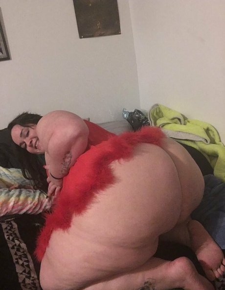 voluptuous cooper beautiful pornstar gallery