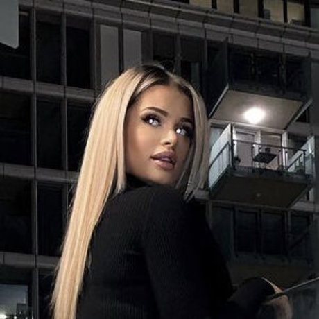 Ana Dilber pornstar pretty pictures