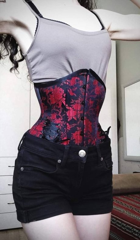 blonde milf big tits onlyfans pornos pics