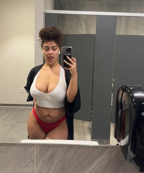 Kennedy Norwood pretty star galleries