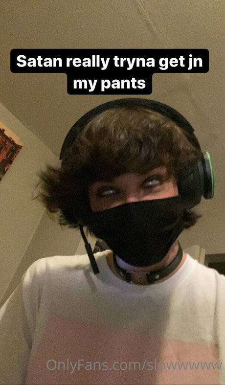 slowwwww pretty model img