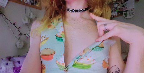 Cyanide River hot model image