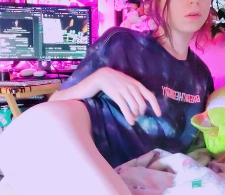 Cyanide River star exclusive photos