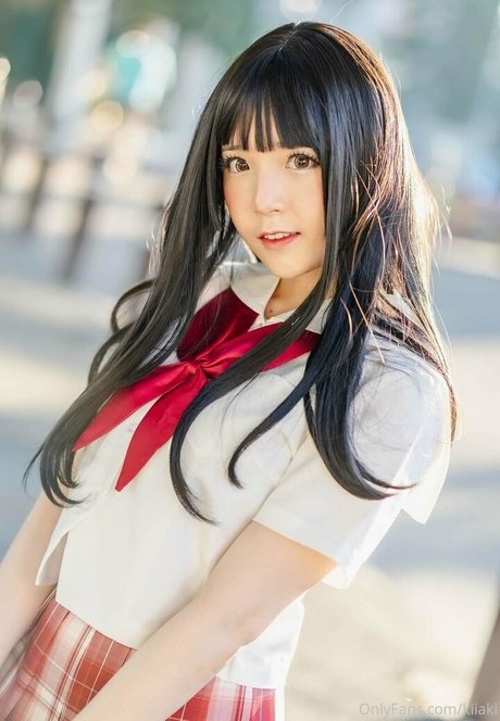 pikiichu model nude gallery