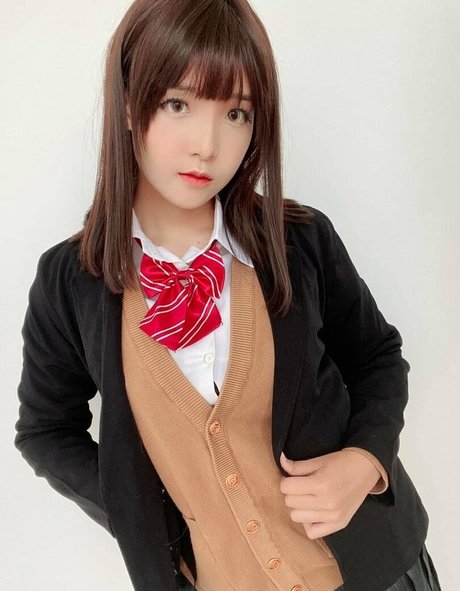 trans asian onlyfans adult picture