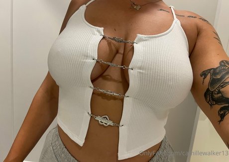 Camille Walker hot model galleries