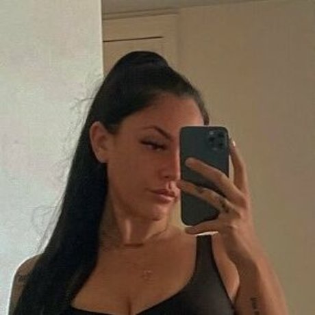 Camille Walker nice actress pics