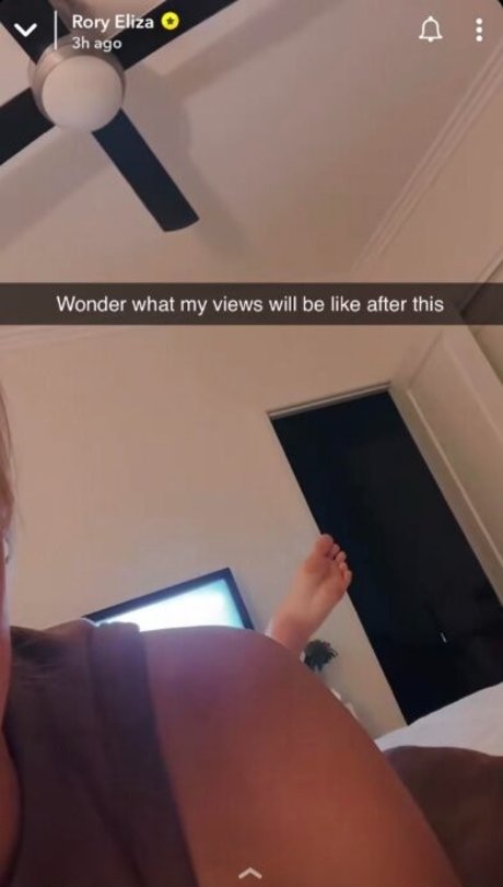 Rory Eliza nudes model image