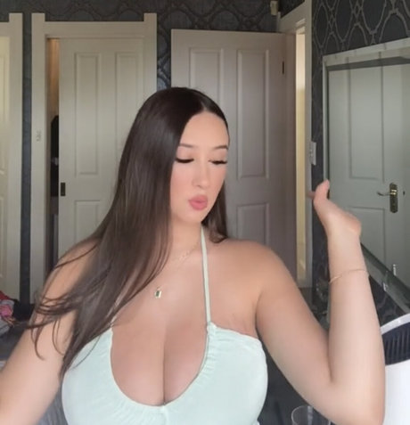 lesbian onlyfans beautiful images