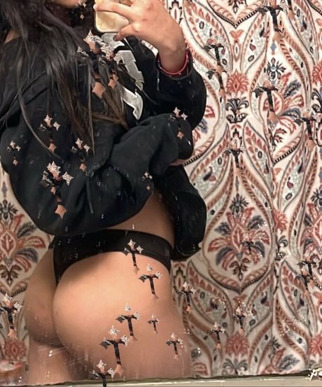 Latina Beauties star beautiful pictures