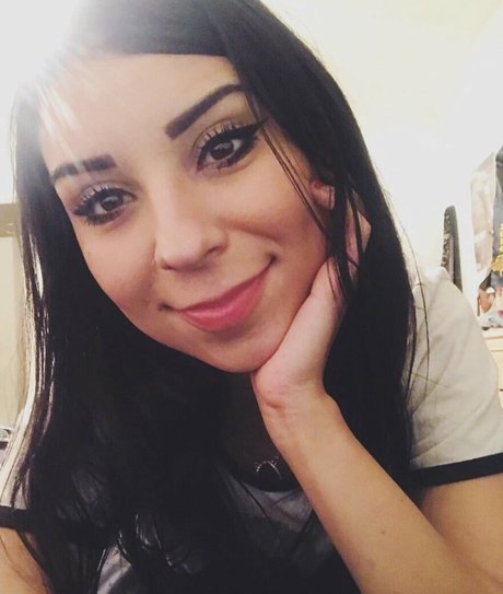 Latina Beauties porn model galleries