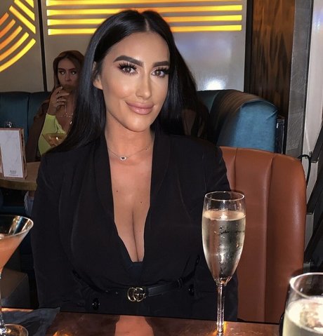 Kirstie V star nudes img