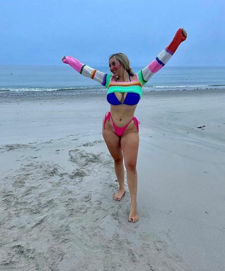 curvy blonde milf onlyfans adult gallery