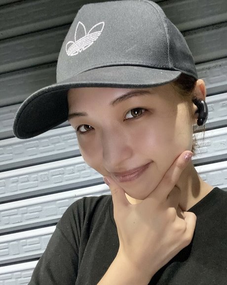 Azusa Igarashi xxx actress pic