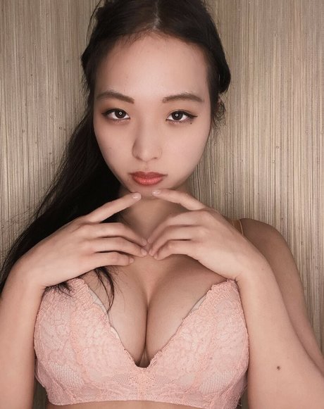 Azusa Igarashi pornstar art img