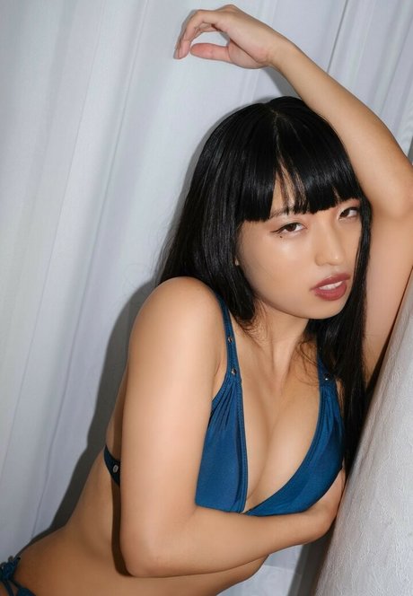 Azusa Igarashi pornstar naked images
