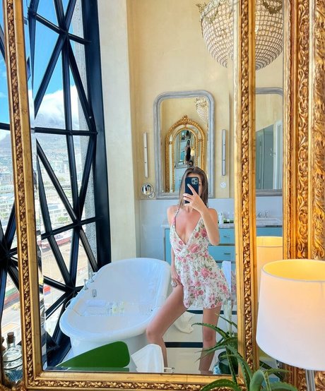 college teacher onlyfans art nude pic