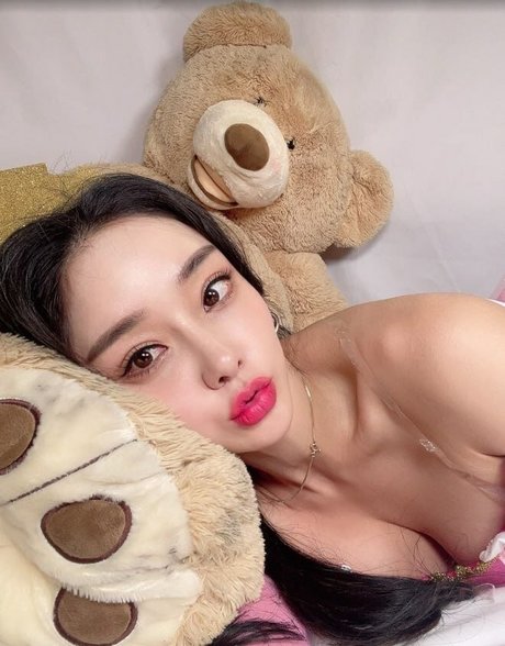 fat girls onlyfans adult images