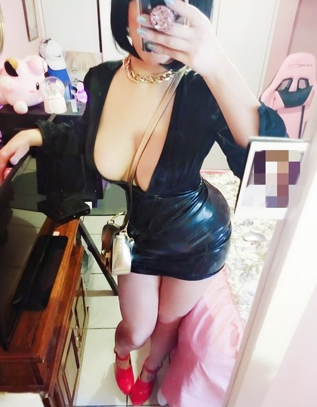 Lucy Langley pornstar naked archive