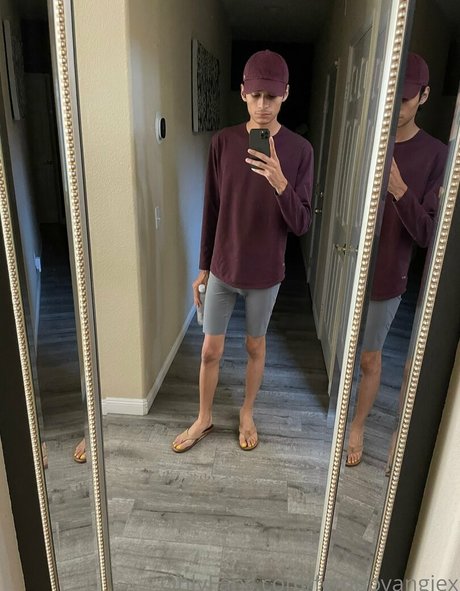 femboyangiesfeet star sexy images