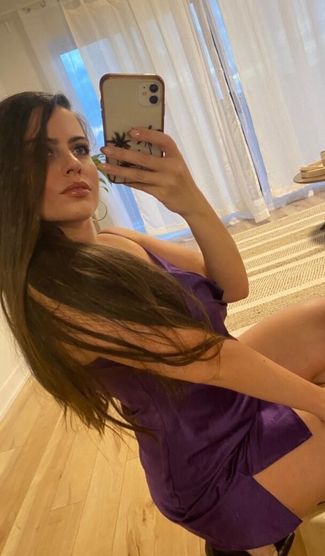 Victoria Boiadgieva star sexy image