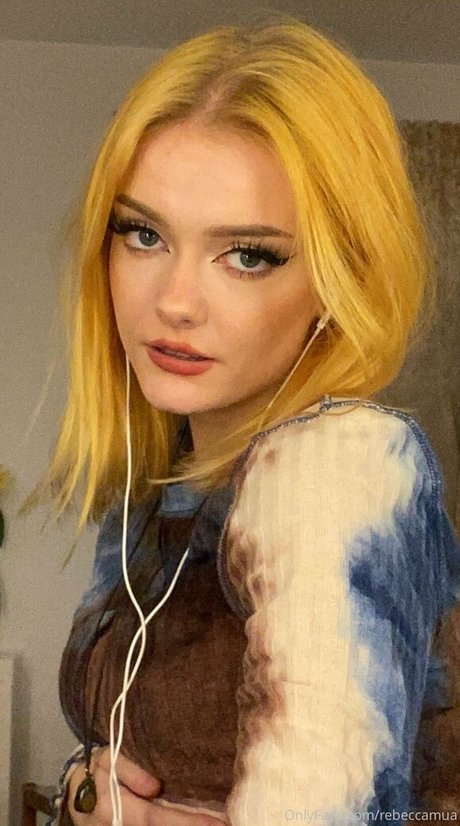 rebecccamua star free pics