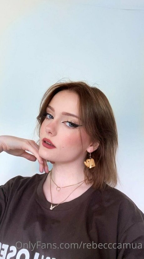 rebecccamua naked model photo