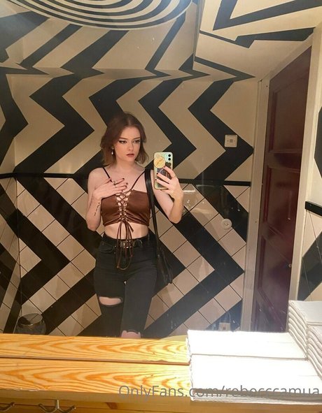 rebecccamua pretty actress img